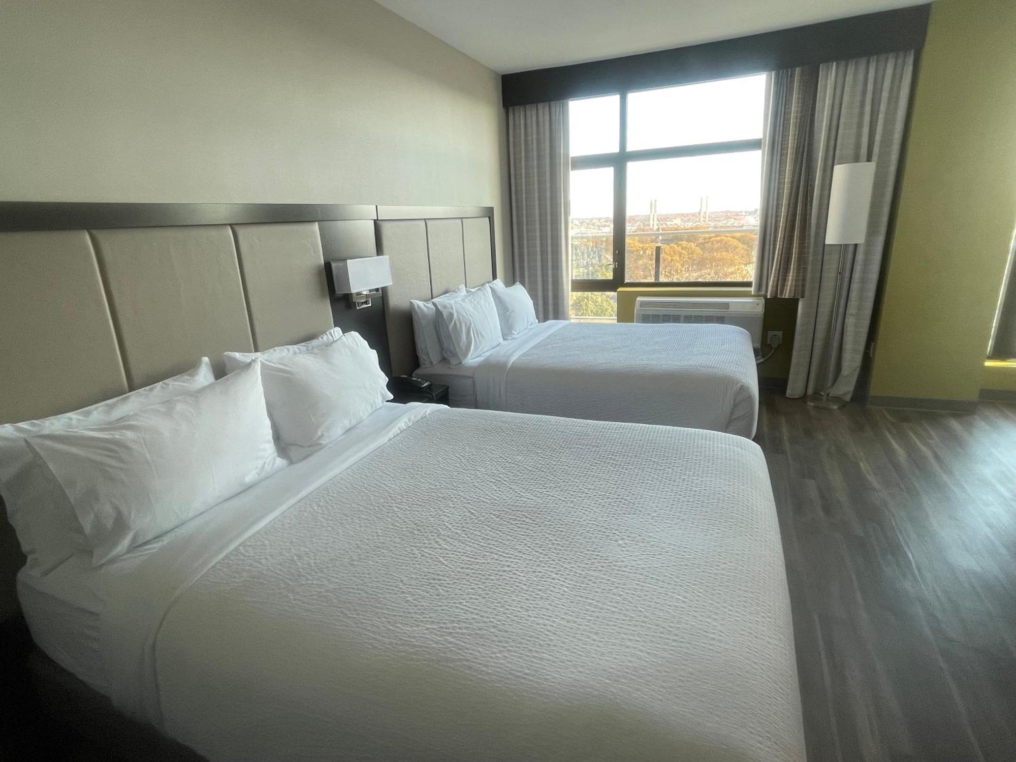 Holiday Inn Express Long Island City E - New York By Ihg Eksteriør billede